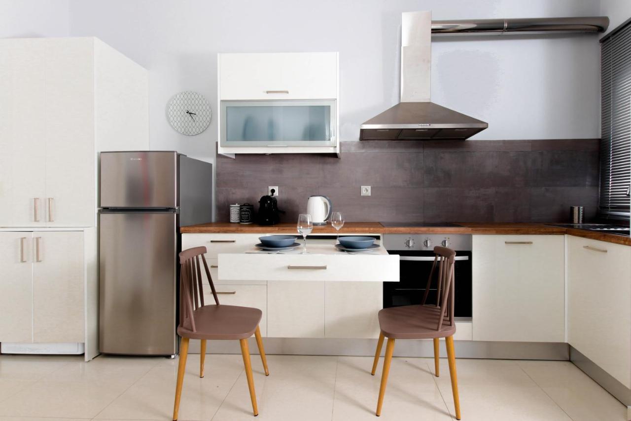 Twin Lofts Ταξιαρχών, A Kalamatastay Property エクステリア 写真