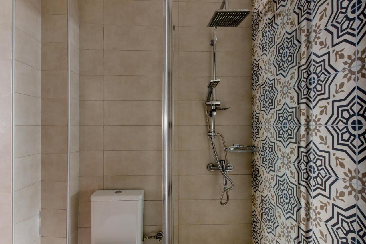 Twin Lofts Ταξιαρχών, A Kalamatastay Property エクステリア 写真